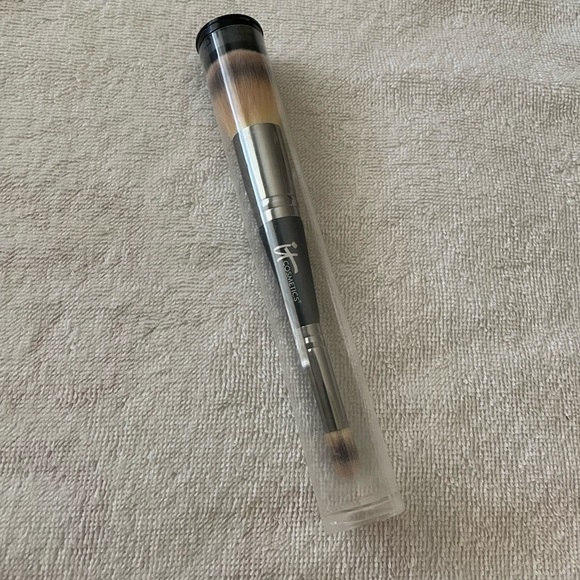 Heavenly Luxe Complexion Perfection Brush #7 - Picture 7 of 7